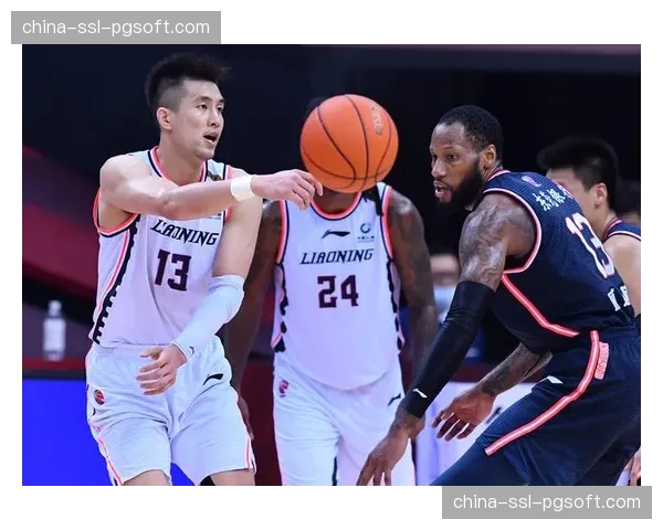 “天王山之战”惨烈,辽宁广东合计三人六犯离场 “天王山之战”惨烈,辽宁广东合计三人六犯离场